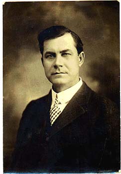 40 Frank Carl